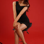 An Unforgettable Red Backdrop Shoot with 9 Amazing Models, TRW02276