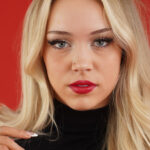 An Unforgettable Red Backdrop Shoot with 9 Amazing Models, TRW09044